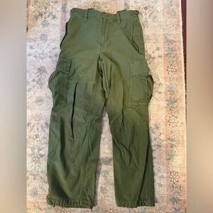 Aritzia TNA Forest Green Cargo Pants